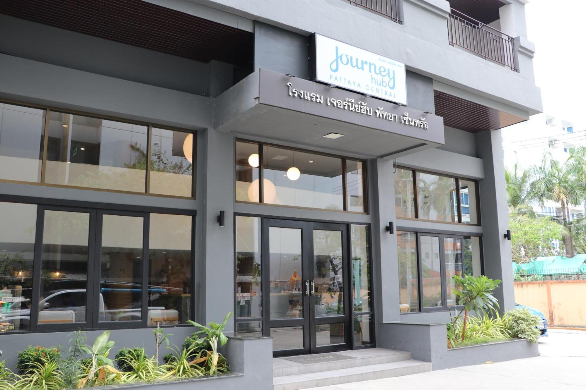 Journeyhub Pattaya Central Exterior foto
